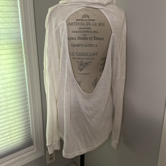 PINK Hoodie White Knit Open Back Gold Graphics - Picture 2 of 12